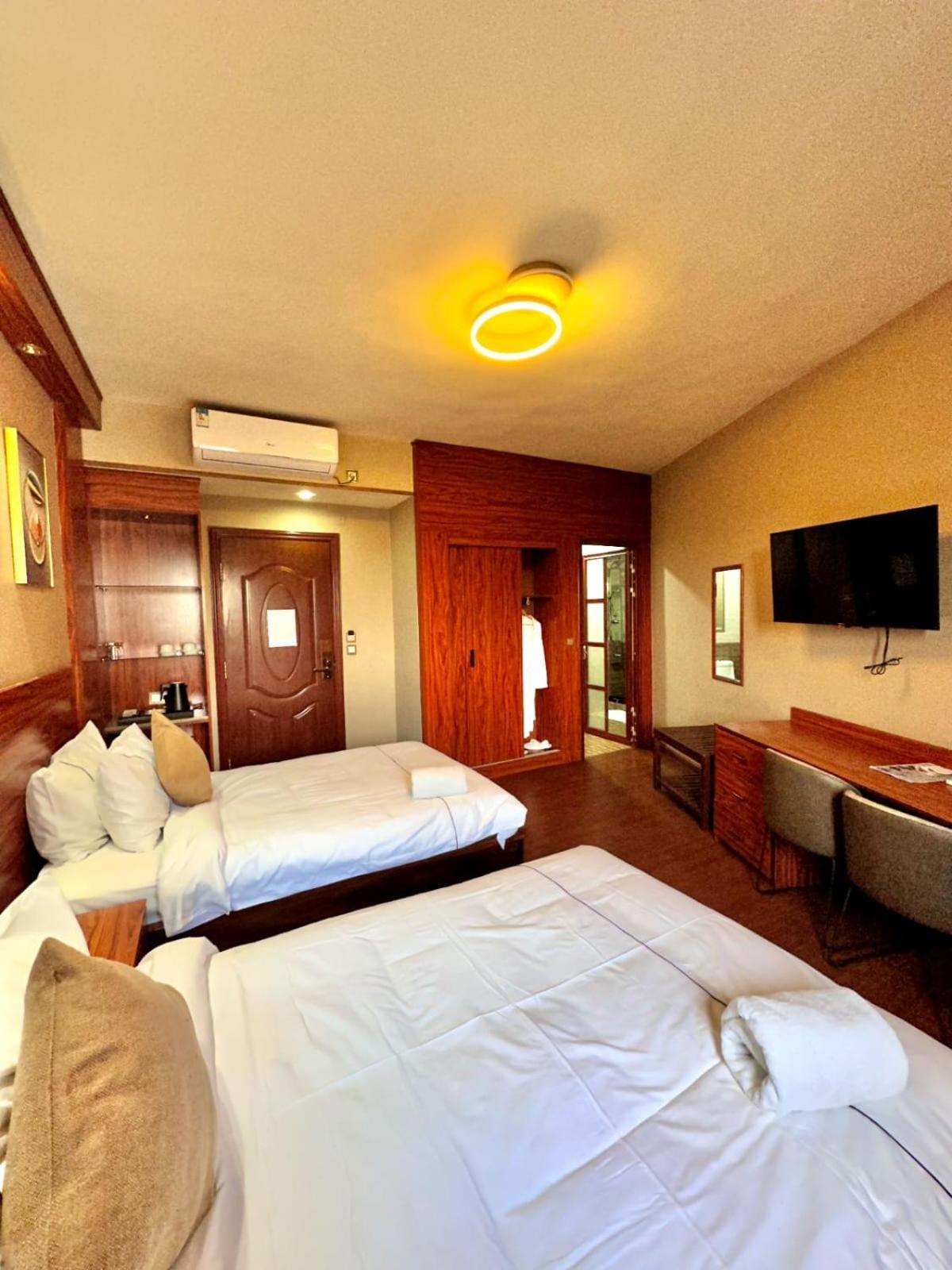 Atmosphere Hotel & Spa 塔那那利佛 外观 照片